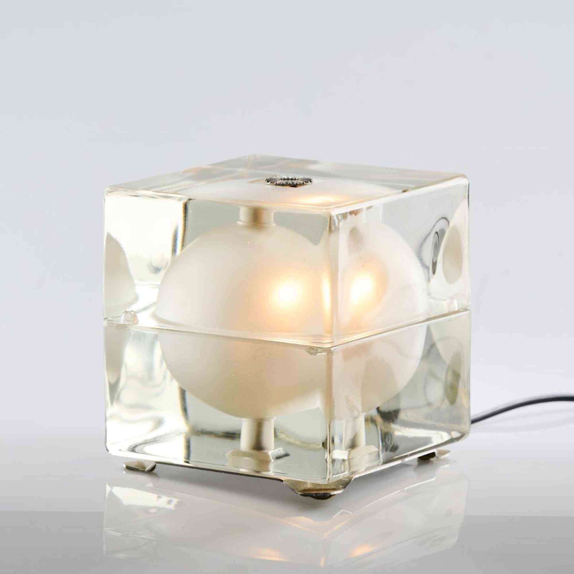 Cubosfera Table Lamp