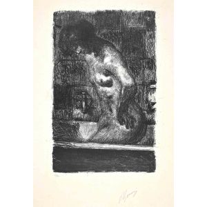 Femme Debout dans sa Baignoire 