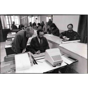 Roberto Cano,  bureaucracy