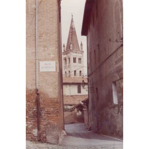 Old days Photo - Way to the Castle