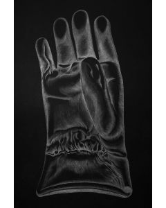 Black Glove di Giacomo Porzano