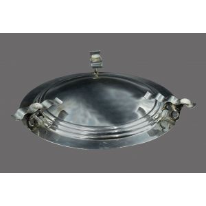 Silver centrepiece by Anonymous -- Decorative Objects