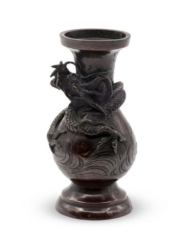 Bronze Vase with dragon - Design and Decorative Object