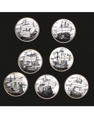 Set Of Six Plates Velieri by Piero Fornasetti - Design And Decorative Objects