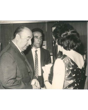 P. Neruda in the Elysee Palace -Photo