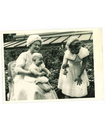 Royal Family - Vintage Photograph  