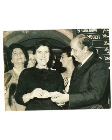 Natalia Ginzburg winning Premio Strega in 1963