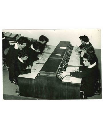 Anonymous - Historical Photo - Contact Center - Vintage Photograph 